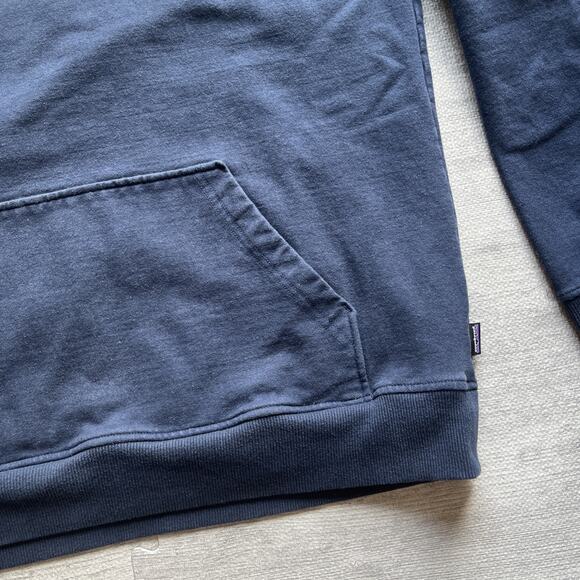 Patagonia Hoodie Women’s Large Pullover Navy Blue P-6 Logo Uprisal Sweatshirt - Picture 3 of 7